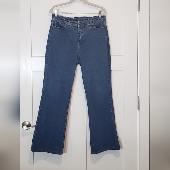 NYDJ Lift & Tuck Boot Cut Jeans High Rise Stretch Size 16 Medium Wash - Picture 1 of 16